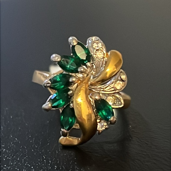 NWT Vintage 18ktge Emerald Gemstone & Cubic Zirconia Diamond Two Tone Ring - Picture 2 of 8